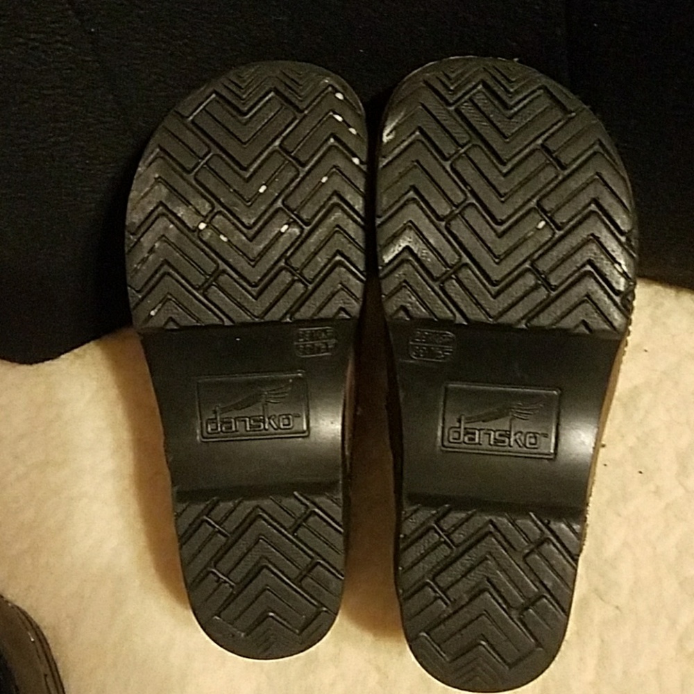 Girls Danskos